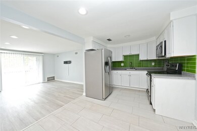 West Ferry Place Apartments unit 28B, Buffalo, NY 14222 - photo 6