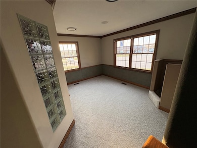 600 Blairs Ferry Rd NE, Cedar Rapids, IA 52402 - photo 5