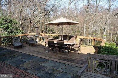 6532 Bay Tree Ct, Falls Church, VA 22041 - photo 4