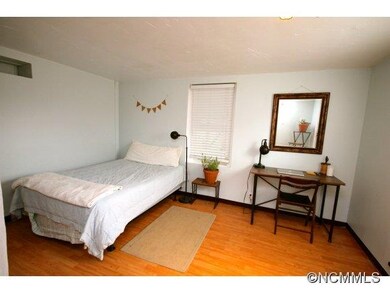 95 Unaka Ave, Asheville, NC 28803 - photo 6