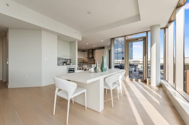 EchelonSeaport Towers 1 & 2 unit PH3B, Boston, MA 02210 - photo 5