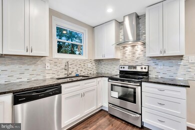 3406 Laurel Ave, Cheverly, MD 20785 - photo 3