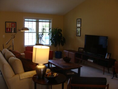 4 Myopia Ln unit U32, Nashua, NH 03063 - photo 3