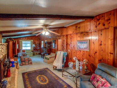 8655 Buckskin Dr, Boerne, TX 78006 - photo 5