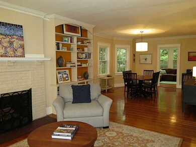 205 Laurel Ave, Providence, RI 02906 - photo 5