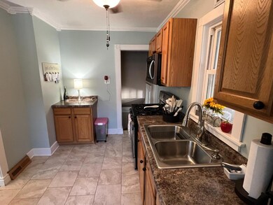 133 N Dwiggins St, Griffith, IN 46319 - photo 5