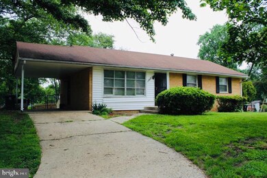 7902 Ashdale Rd, Capitol Heights, MD 20743 - photo 2