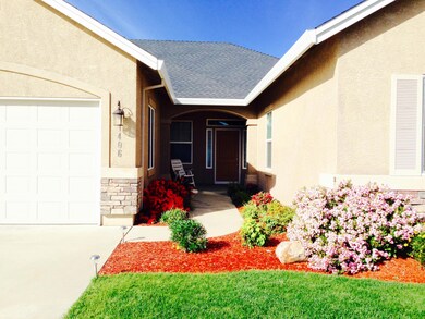 FRONT ENTRY WAY