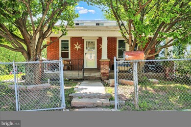 112 E Vine St, Pottstown, PA 19464 - photo 3