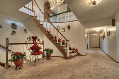 410 East Barefoot Road-large-004-Entry S
