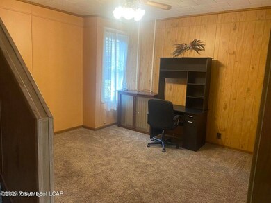 118 E. Maple St.