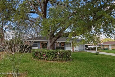 722 Montego Rd E, Jacksonville, FL 32216 - photo 2