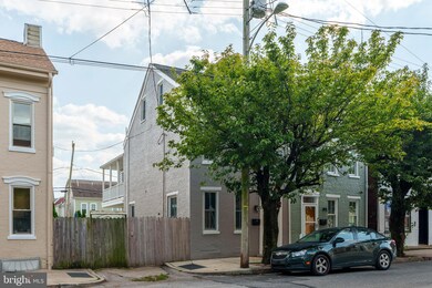 320 W Princess St, York, PA 17401 - photo 2
