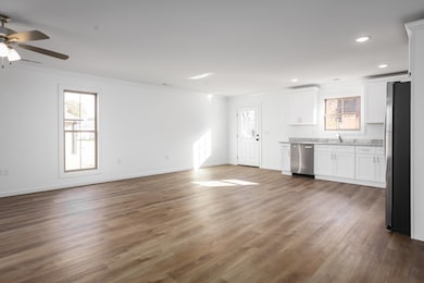 335 Knight Dr, Tuscumbia, AL 35674 - photo 4