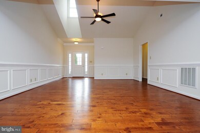 7013 Radford Dr, Fredericksburg, VA 22407 - photo 4