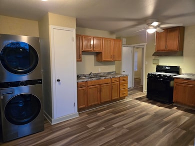 1319 S Houston Ave, Russellville, AR 72801 - photo 3