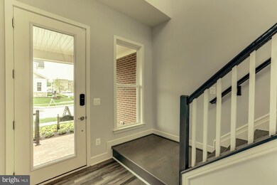 42862 Beaver Crossing Square, Ashburn, VA 20148 - photo 3