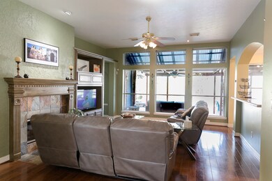 23961 Dorrington Estates Ln, Conroe, TX 77385 - photo 6