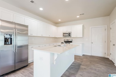 295 Ridgeview Cir, Jemison, AL 35085 - photo 7