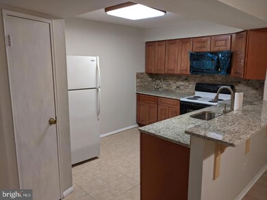 8 Donovan Ct, North Wales, PA 19454 - photo 6