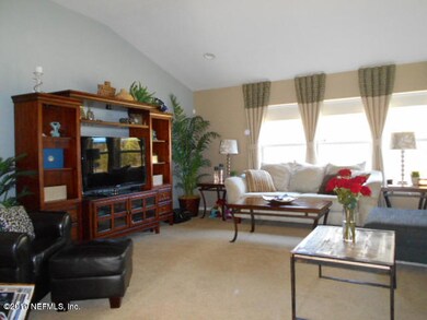 2497 Victoria Point Dr, Jacksonville, FL 32218 - photo 6