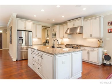 Built in 2012 by Style Craft & offering the latest