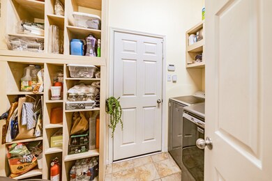 31619 Forest Oak Park Ct, Conroe, TX 77385 - photo 6