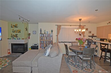 7405 Beverly Ln unit 205, Everett, WA 98203 - photo 3