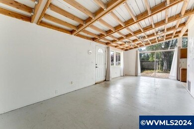 201 E 8th St, Newberg, OR 97132 - photo 5