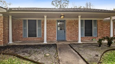 Lovely front porch where you can enjoy your coffee in the morning!