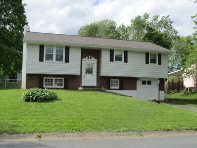 149 Jonathan Dr, Easton, PA 18045 - photo 4