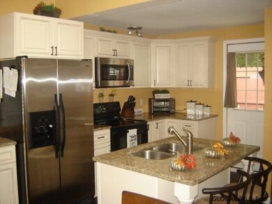 12 Van Rensselaer Rd, Albany, NY 12205 - photo 7