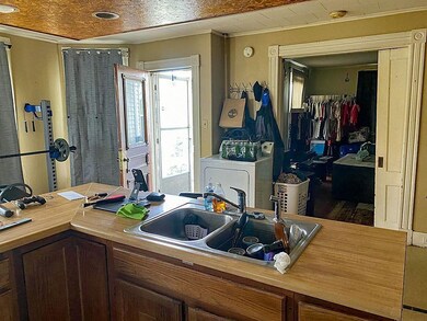 87 Plain St, Rutland, VT 05701 - photo 6