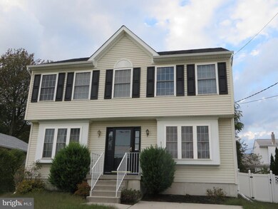 8757 Stockton Ave, Merchantville, NJ 08109 - photo 2