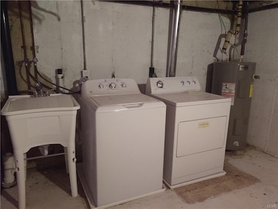 6286 Glen Ct, Germansville, PA 18053 - photo 5