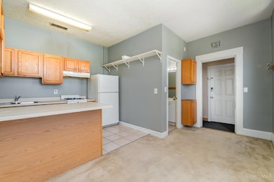 421 Jefferson Ave, Saint Bernard, OH 45217 - photo 2