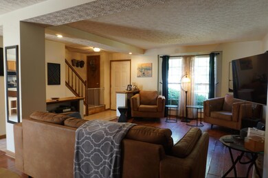 1277 Eagle View Dr, Columbus, OH 43228 - photo 7