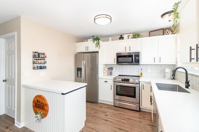 25656 Hearthstone Dr, Brookville, IN 47012 - photo 6