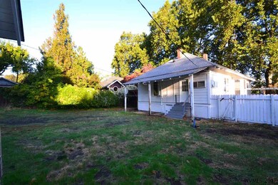 814 E 12th St, the Dalles, OR 97058 - photo 7
