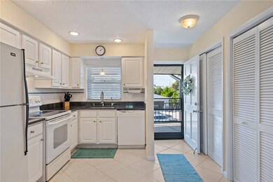 4141 Silver Palm Dr unit 13, Vero Beach, FL 32963 - photo 3