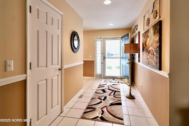 4331 N Watercrest Dr, Toledo, OH 43614 - photo 2