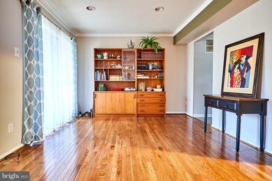 18465 Stone Hollow Dr, Germantown, MD 20874 - photo 3