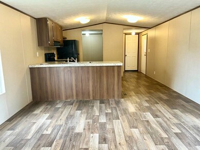 15046 Corona St unit 45, Bristol, VA 24202 - photo 4