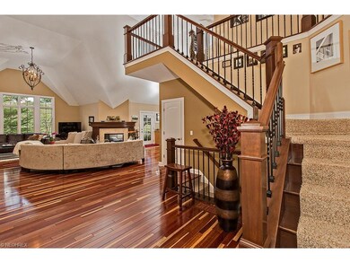 Spectacular Great Room with Soaring Ceilings, Natu