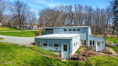 14 Scott Dr, Troy, NY 12180 - photo 3