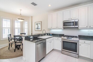 Kitchen and eat-in breakfast room has tile floor, 