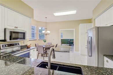 562 Vintage Reserve Lane 20D - Pass Through Breakf