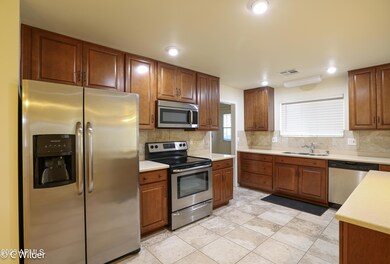 10229 W Desert Hills Dr, Sun City, AZ 85