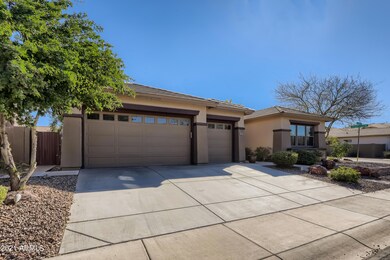 1-318503505-01 Exterior Front-Edit 4