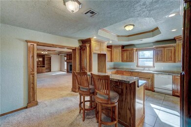 1106 E Floyd Ave, Apache, OK 73006 - photo 2